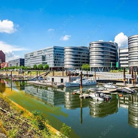 Onthepoint, Erdgeschoss, Abstellplatz Fuer Fahrraeder, City Und Innenhafen 5 Gehminuten!!! Duisburg Eksteriør bilde