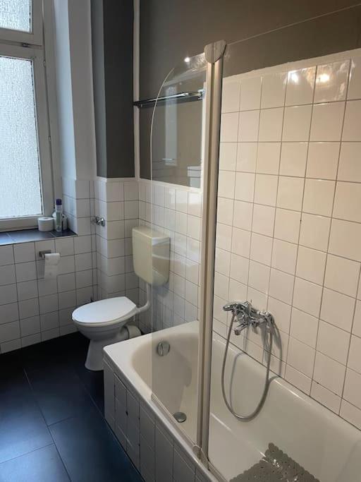 Onthepoint, Erdgeschoss, Abstellplatz Fuer Fahrraeder, City Und Innenhafen 5 Gehminuten!!! Duisburg Eksteriør bilde